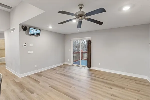 $379,000 | 2312 Northeast 72nd Street, Kansas City, MO 64118