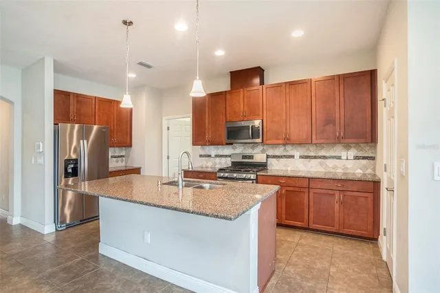 $465,000 | 812 Viscount Street, Brandon, FL 33511