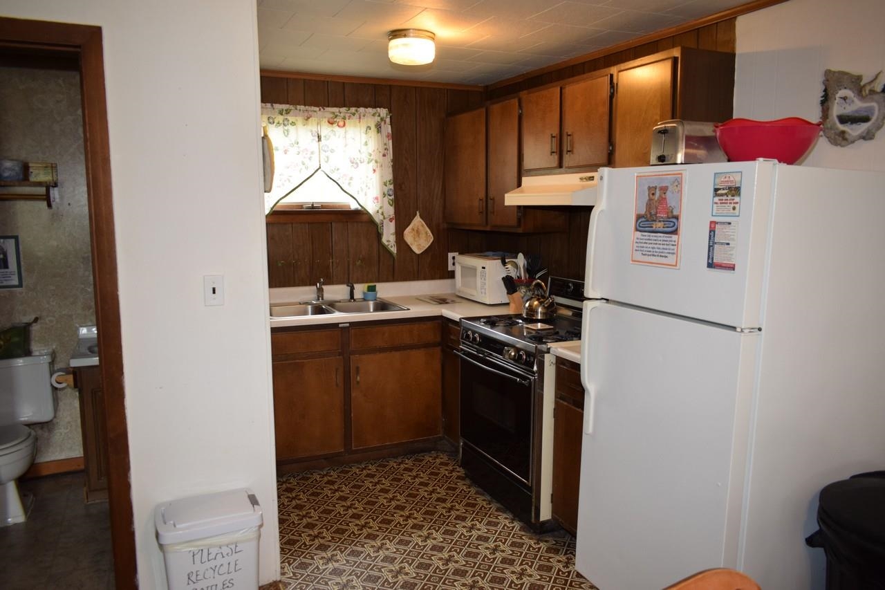 364 Highway 3 Carroll, NH 03595 - Photo 13 of 54