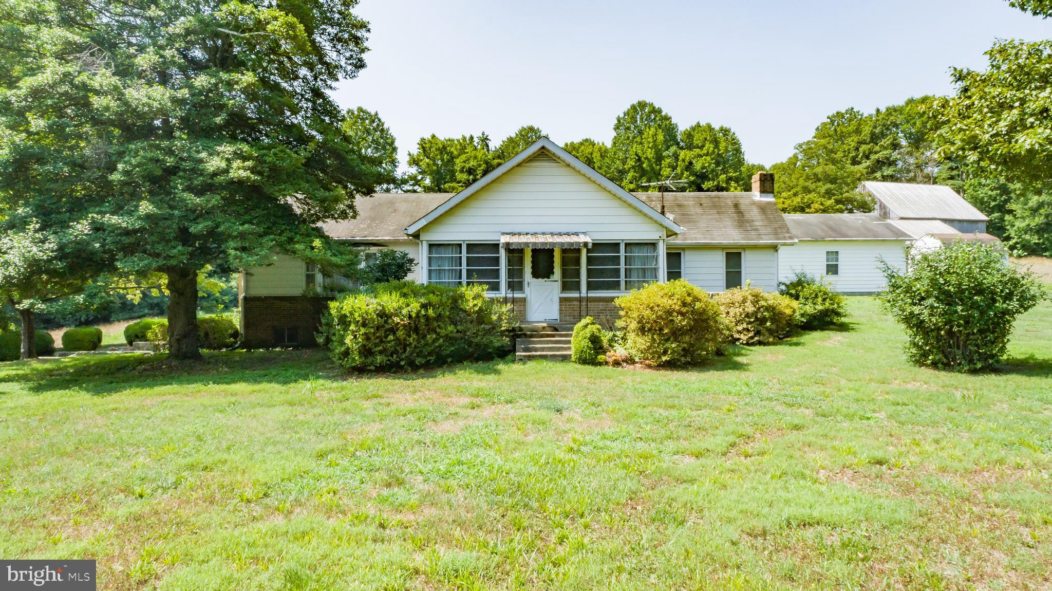 3695 Plum Point Road Huntingtown, MD 20639 - Photo 2 of 27 Calling potential with 1940's beauty!