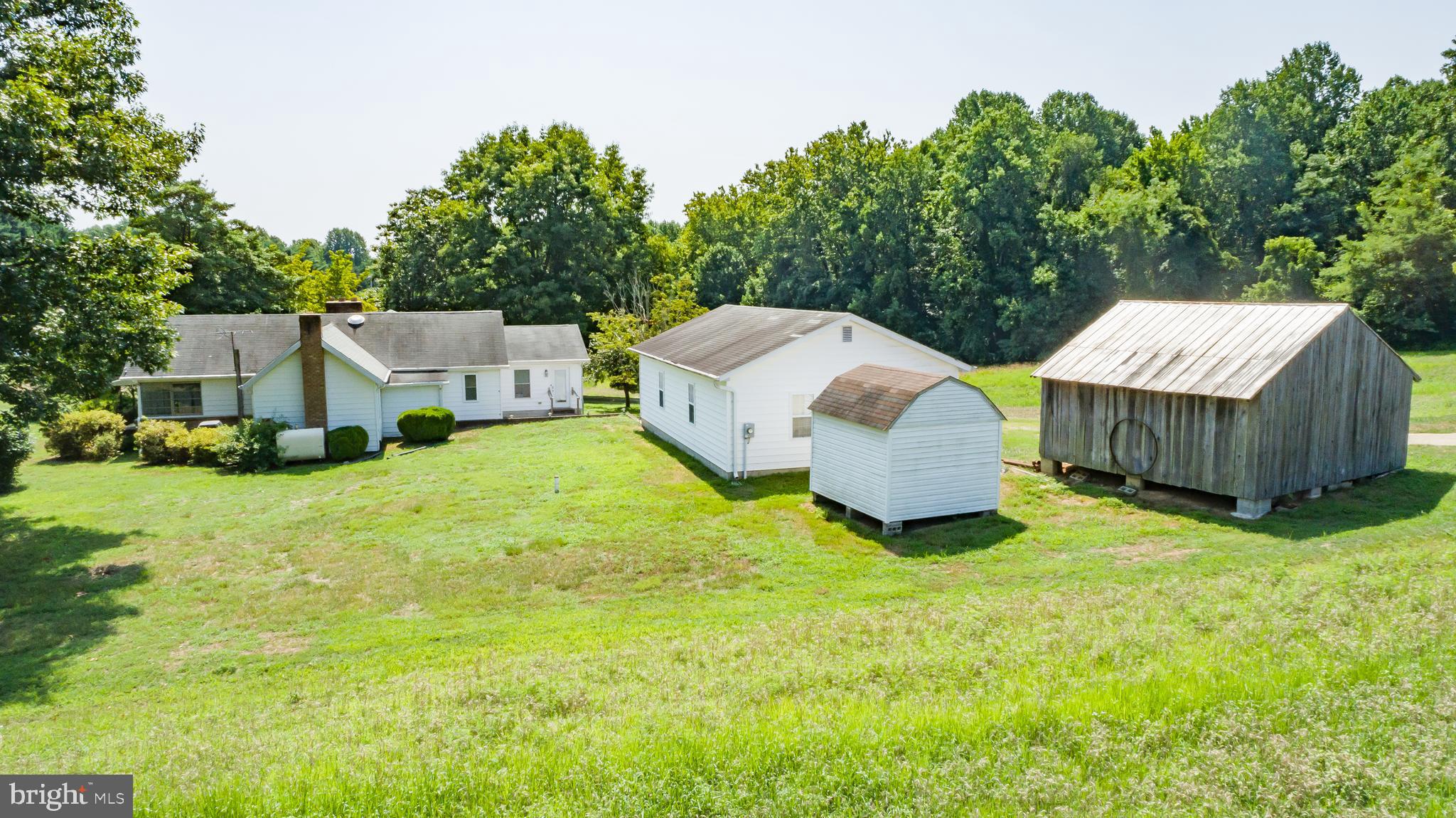 3695 Plum Point Road Huntingtown, MD 20639 - Photo 7 of 27 Great home w/ outbuildings to meet all your needs.