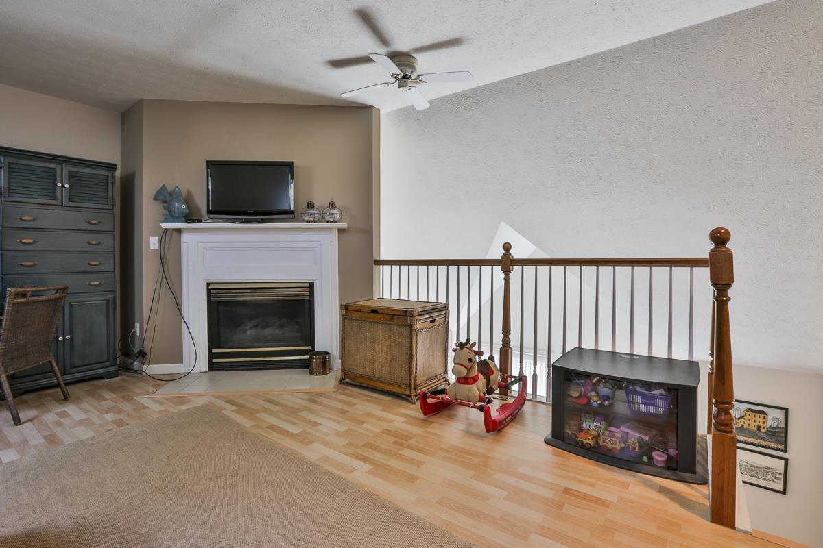 9 Preston Field Road Nashua, NH 03064 - Photo 18 of 19