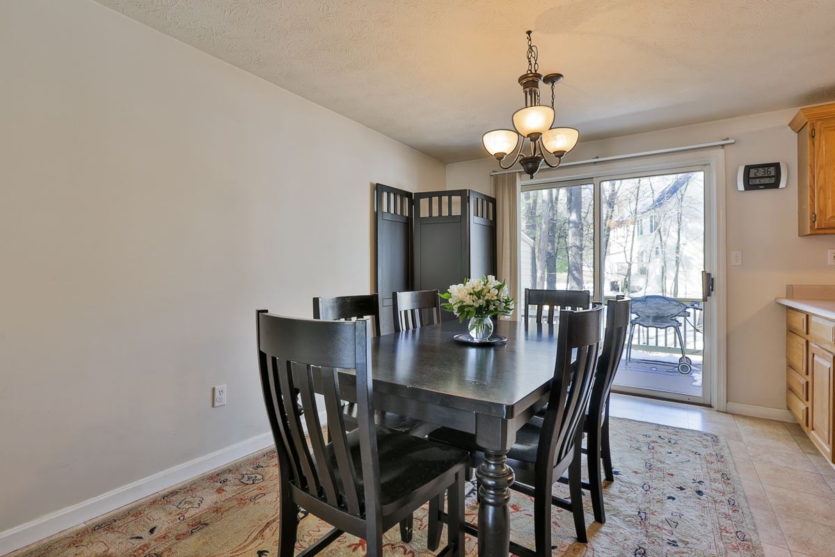 9 Preston Field Road Nashua, NH 03064 - Photo 6 of 19