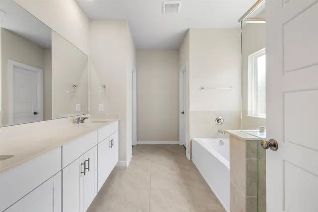 $3,200 | 1506 King Rnch Road, Conroe, TX 77301