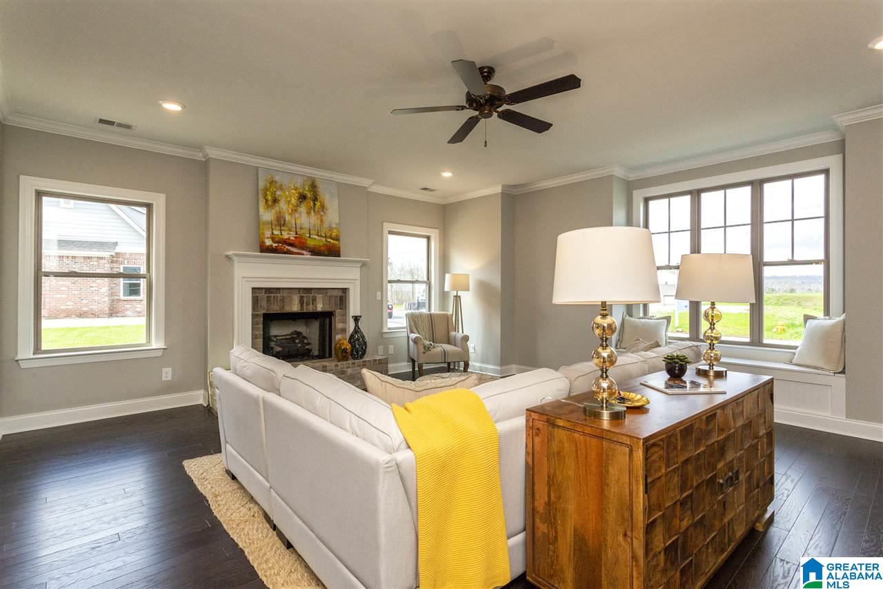 989 Crestview Ridge Helena, AL 35080 - Photo 5 of 46