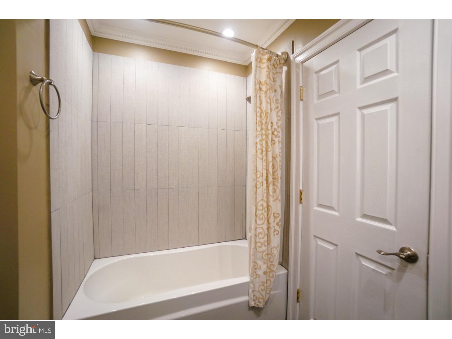 1169 Mettler Road Huntingdon Valley, PA 19006 - Photo 12 of 25 Bathroom