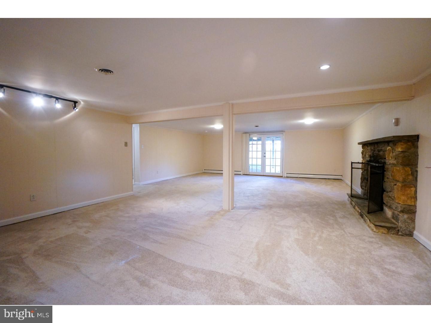1169 Mettler Road Huntingdon Valley, PA 19006 - Photo 24 of 25 Family Room