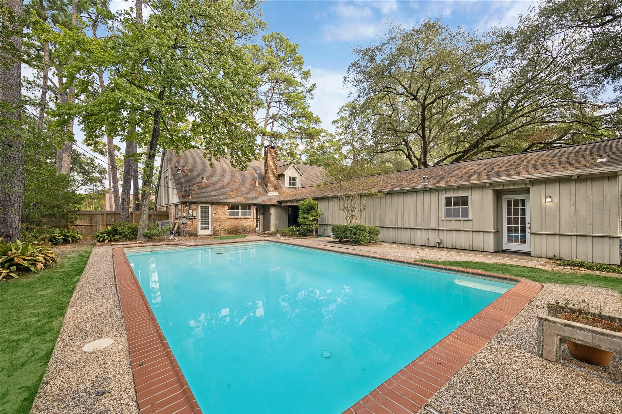 13603 Boca Raton Drive Houston, TX 77069 - Photo 22 of 27 a view of a house with pool
