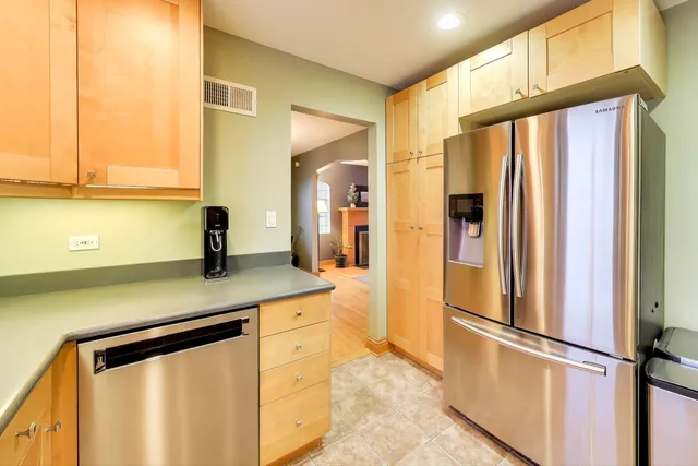 $419,000 | 5948 West Wilson Avenue, Chicago, IL 60630