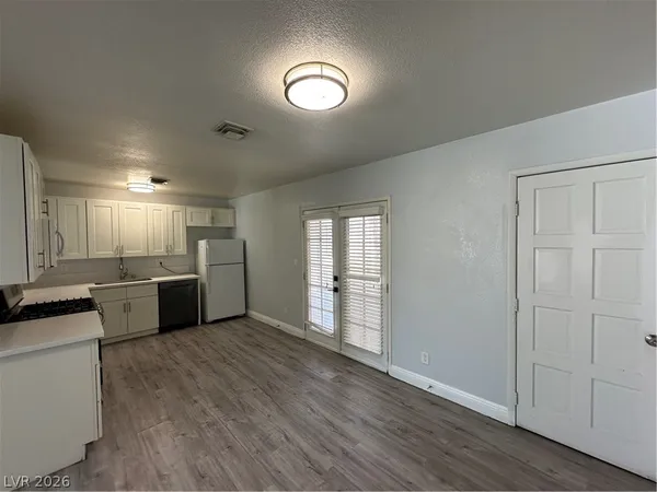$2,995 | 5075 San Anselmo Street, Las Vegas, NV 89120