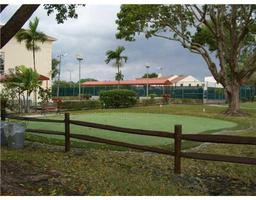 335 Preston H 3350, Unit 335 Boca Raton, FL 33434 - Photo 24 of 25 Tennis Court