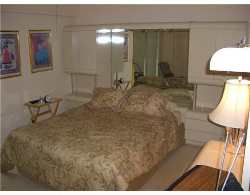335 Preston H 3350, Unit 335 Boca Raton, FL 33434 - Photo 8 of 25 Master Bedroom