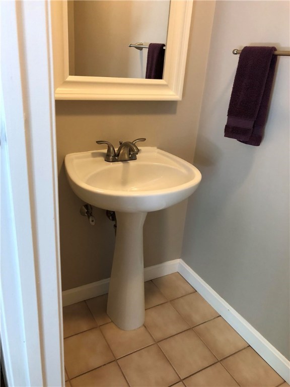 526 Hill Farm Road Coventry, RI 02816 - Photo 21 of 40