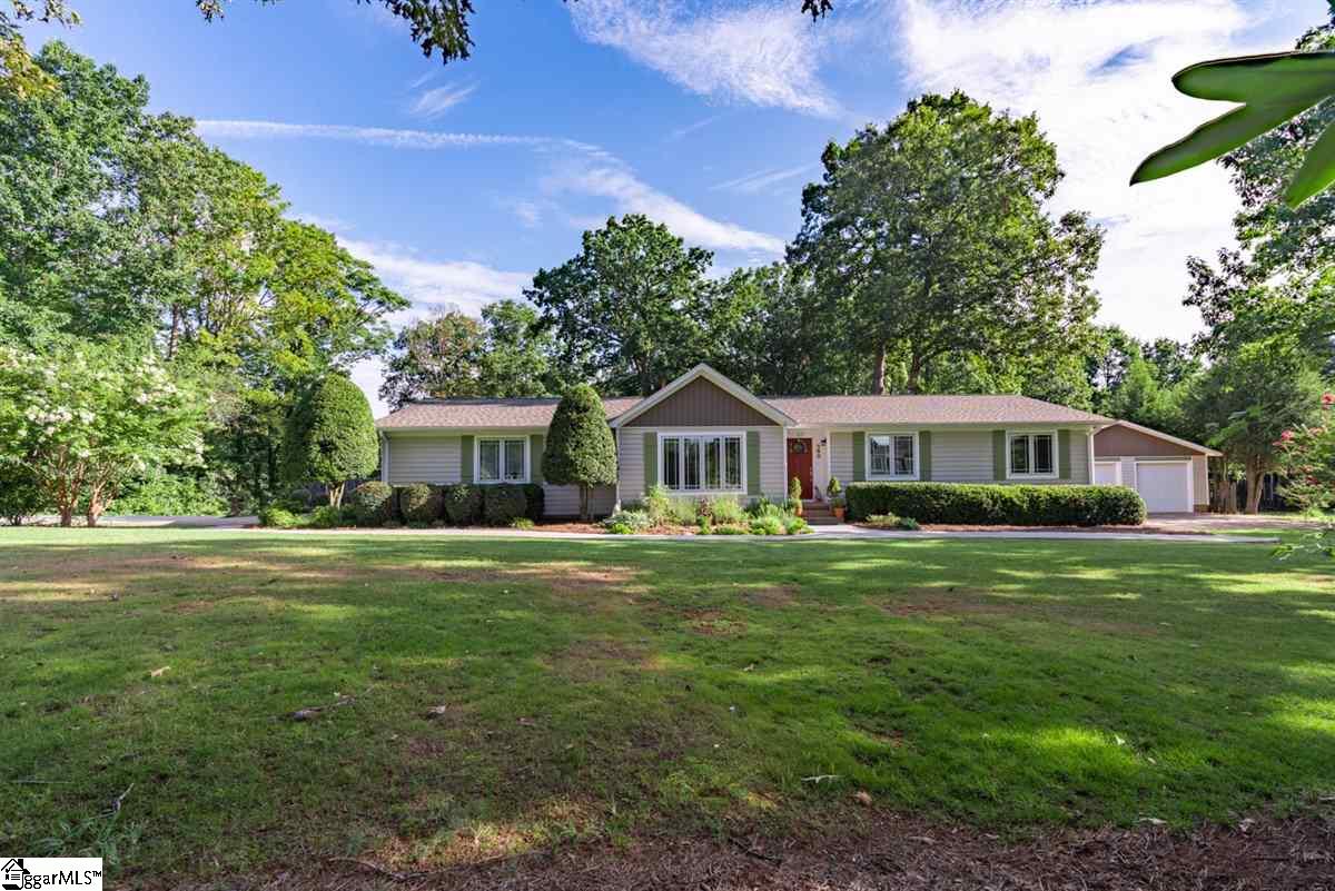 360 Taylor Road Greer, SC 29651 - Photo 2 of 32 Gallery Image 2