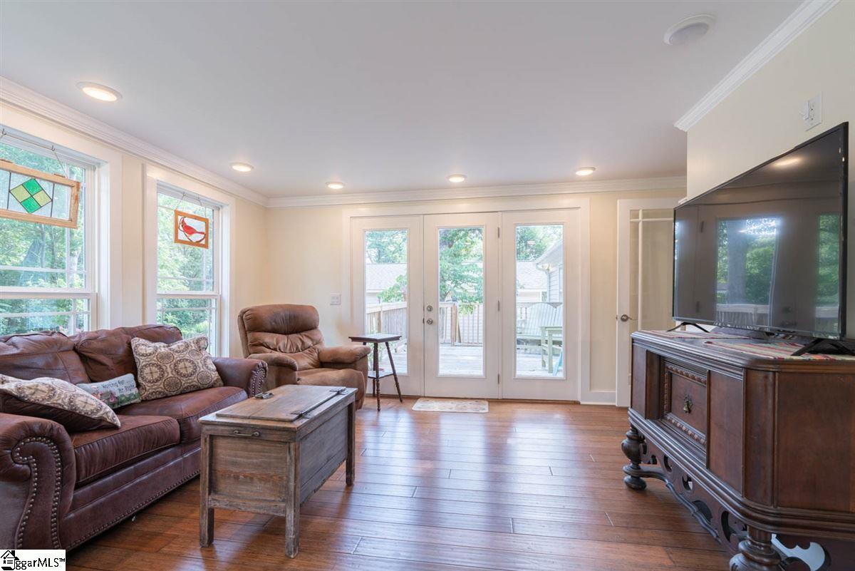 360 Taylor Road Greer, SC 29651 - Photo 14 of 32 Gallery Image 14