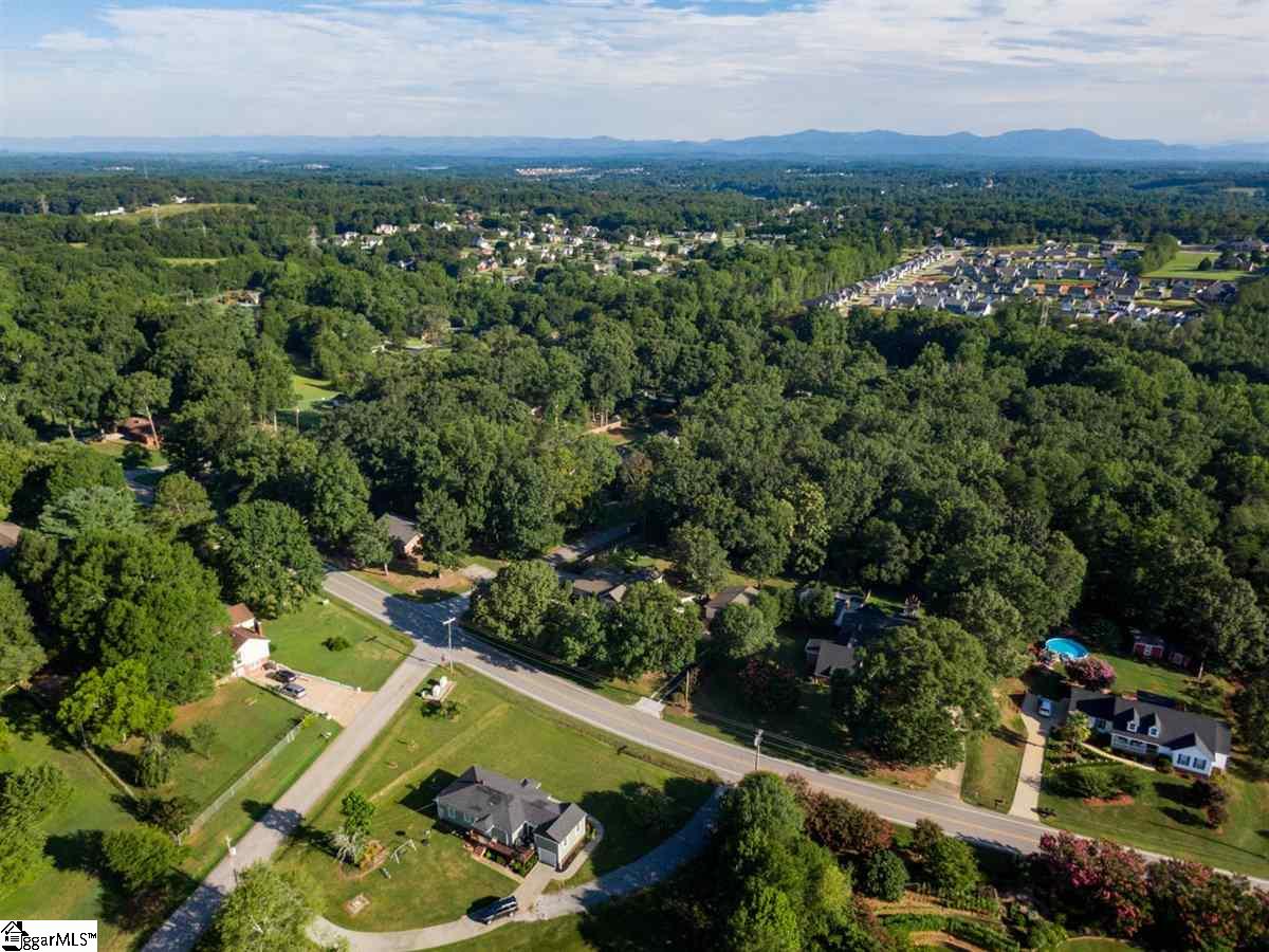 360 Taylor Road Greer, SC 29651 - Photo 29 of 32 Gallery Image 29