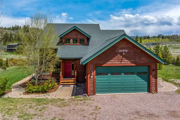 $820,000 | 22576 Cheyenne Trail, Oak Creek, CO 80467