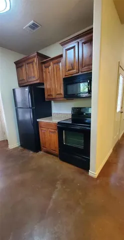 $1,350 | 3705 Mandy Drive, Unit 1, Granbury, TX 76048