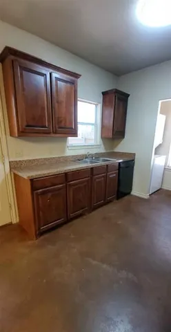 $1,350 | 3705 Mandy Drive, Unit 1, Granbury, TX 76048