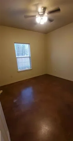 $1,350 | 3705 Mandy Drive, Unit 1, Granbury, TX 76048