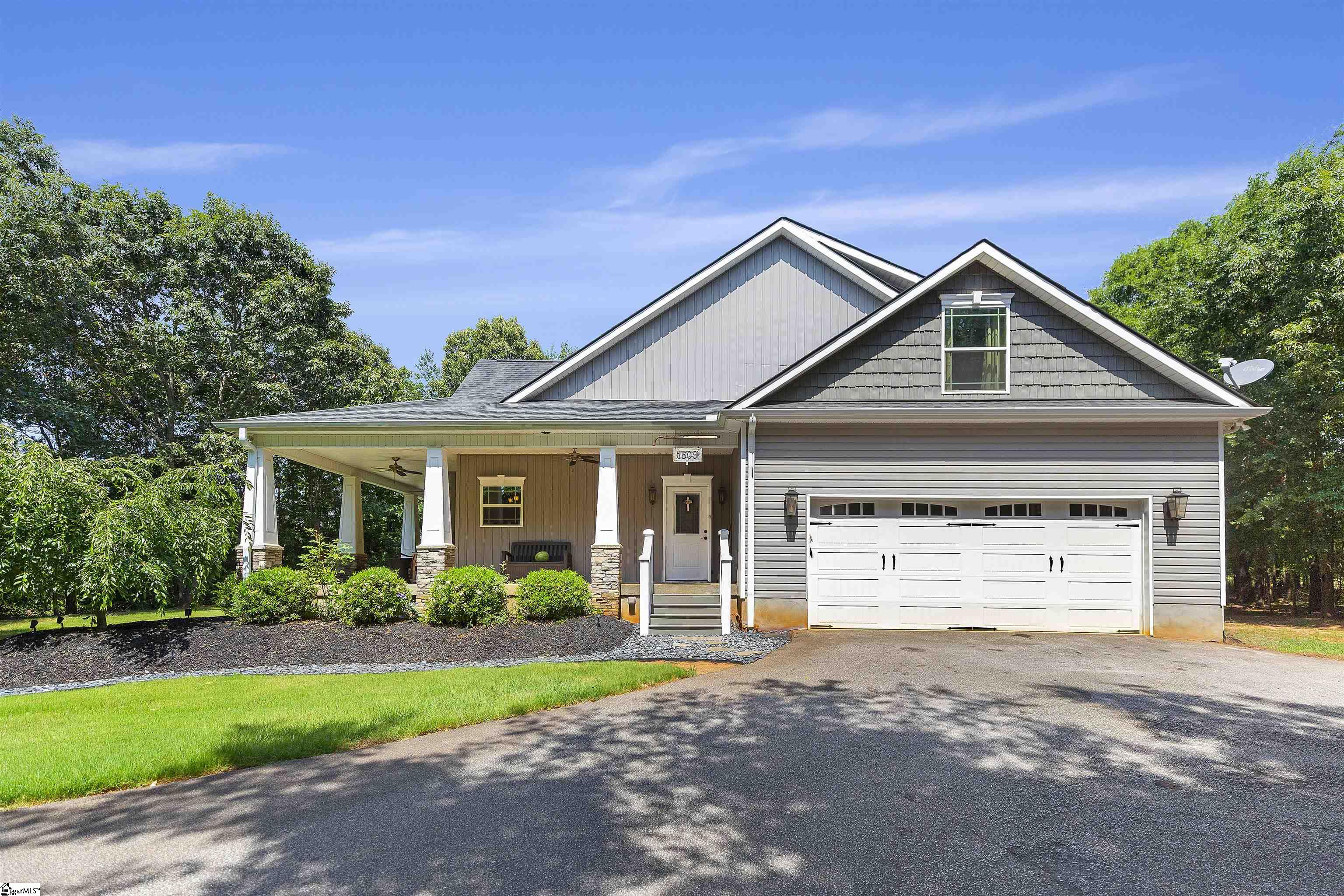 1509 Danenhower Road Central, SC 29630 - Photo 3 of 33