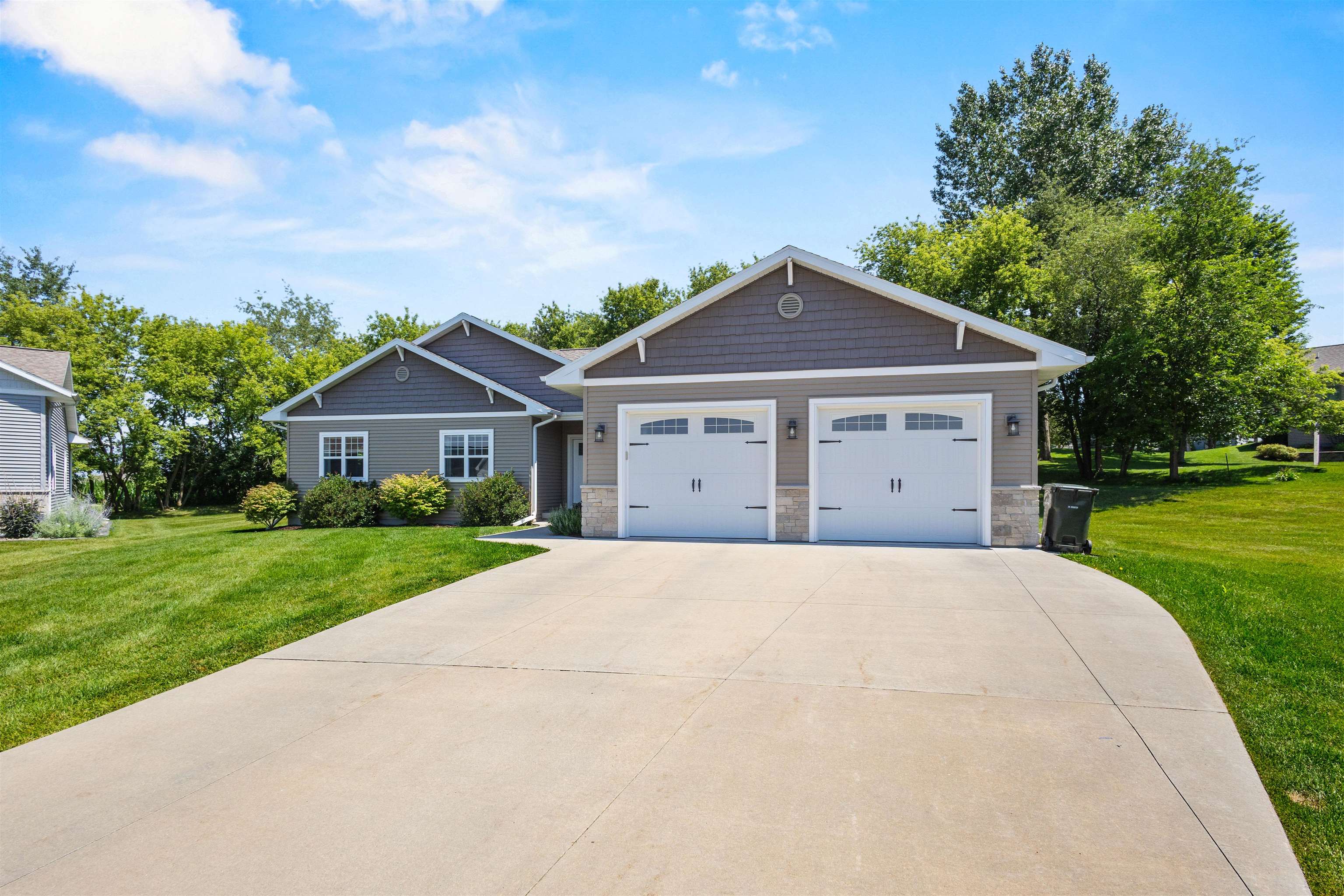 731 Chester Court, Unit 15 Ripon, WI 54971 - Photo 2 of 56