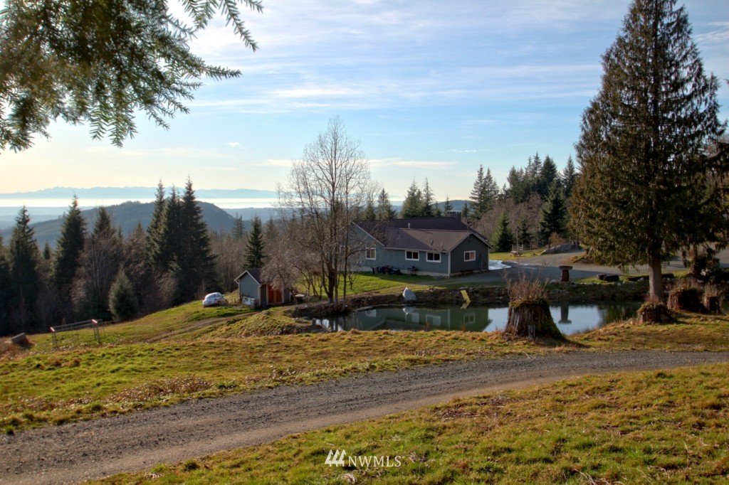 9515 North Cedarvale Loop Road Arlington, WA 98223 - Photo 2 of 16 Gallery Image 2