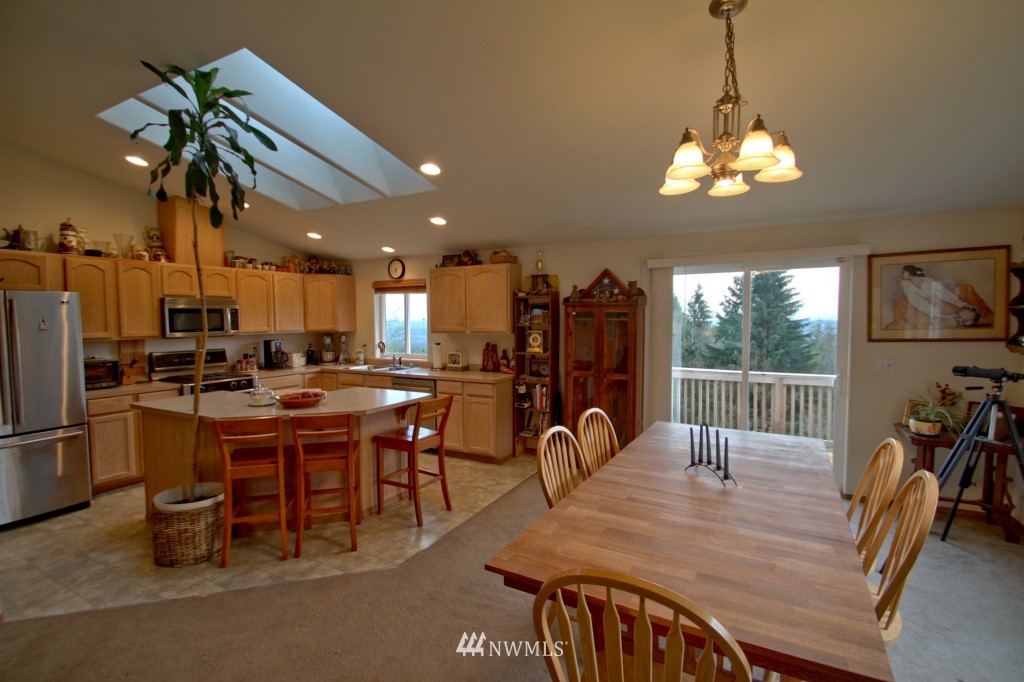 9515 North Cedarvale Loop Road Arlington, WA 98223 - Photo 10 of 16 Gallery Image 10