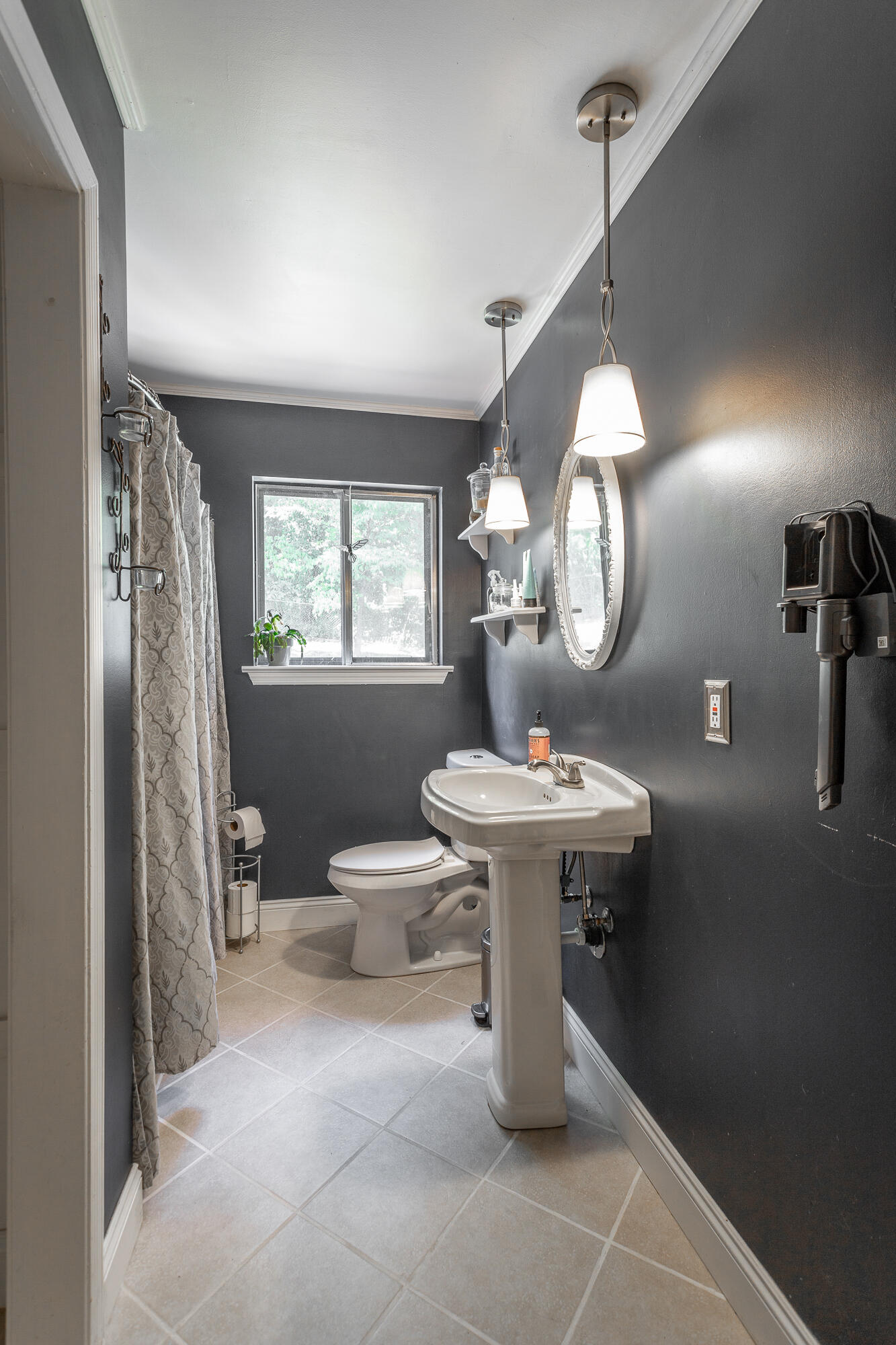 805 Ely Road Hixson, TN 37343 - Photo 24 of 35 Bathroom