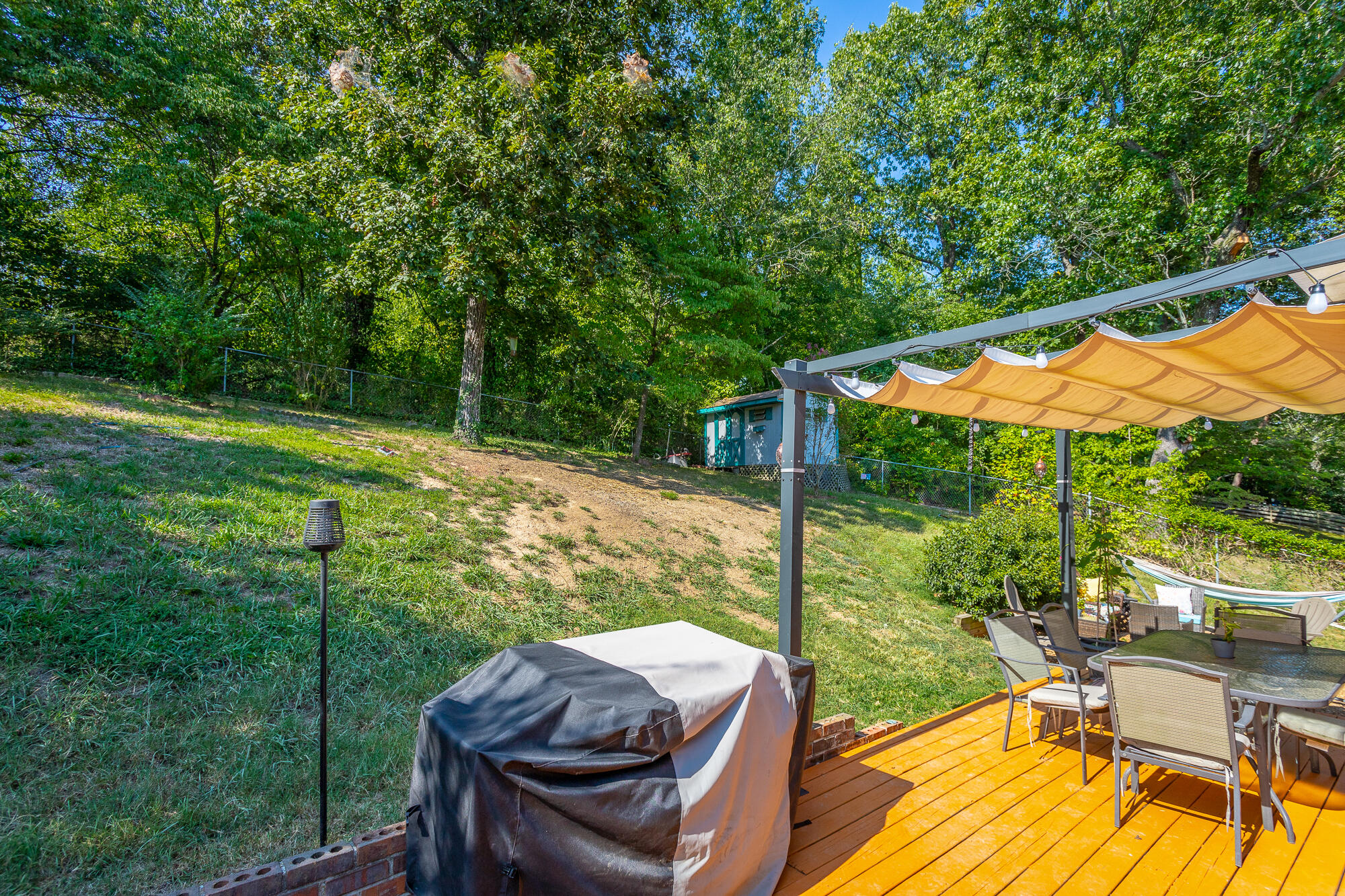 805 Ely Road Hixson, TN 37343 - Photo 30 of 35 Deck