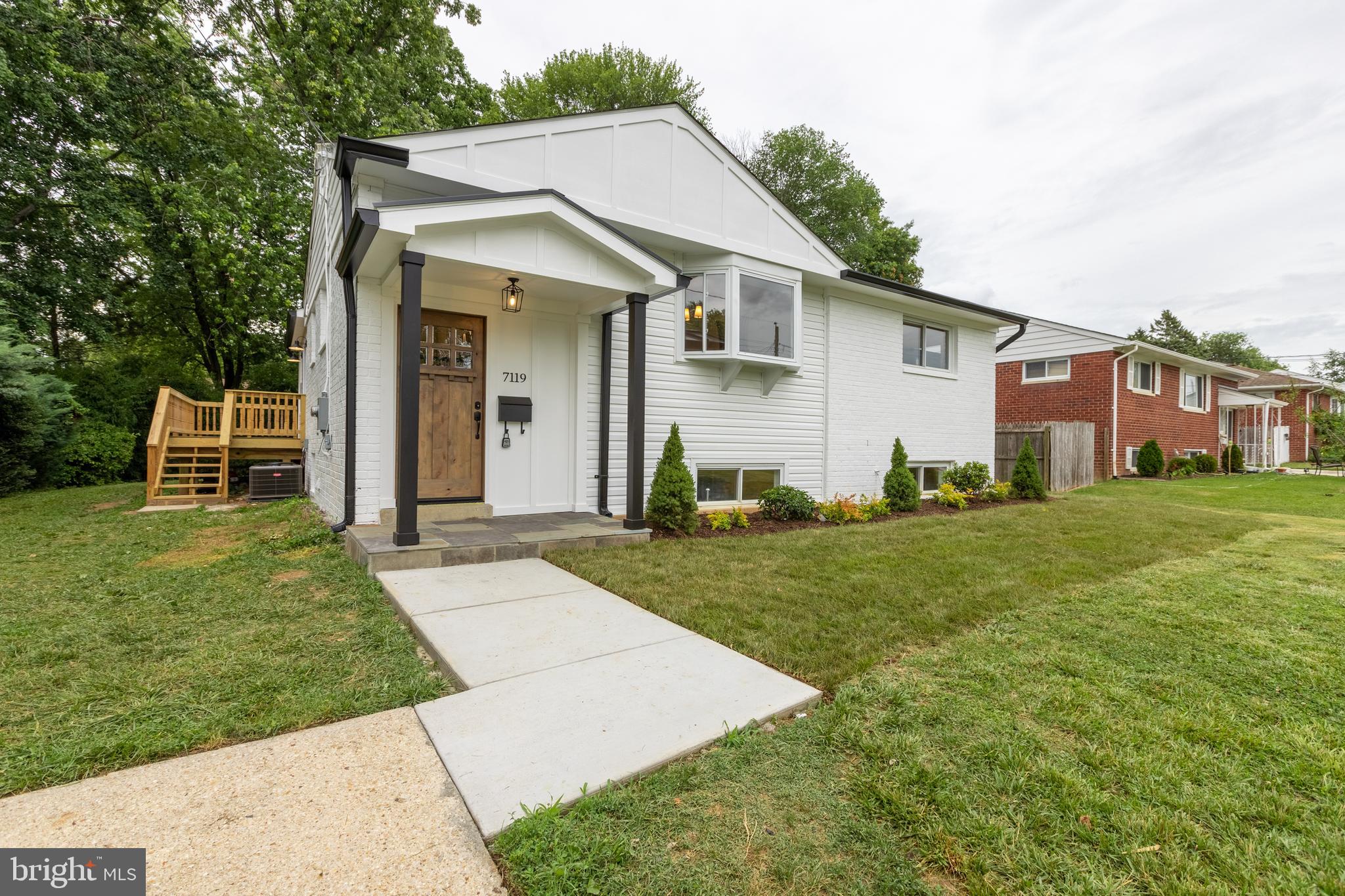 7119 Kerr Drive Springfield, VA 22150 - Photo 2 of 25