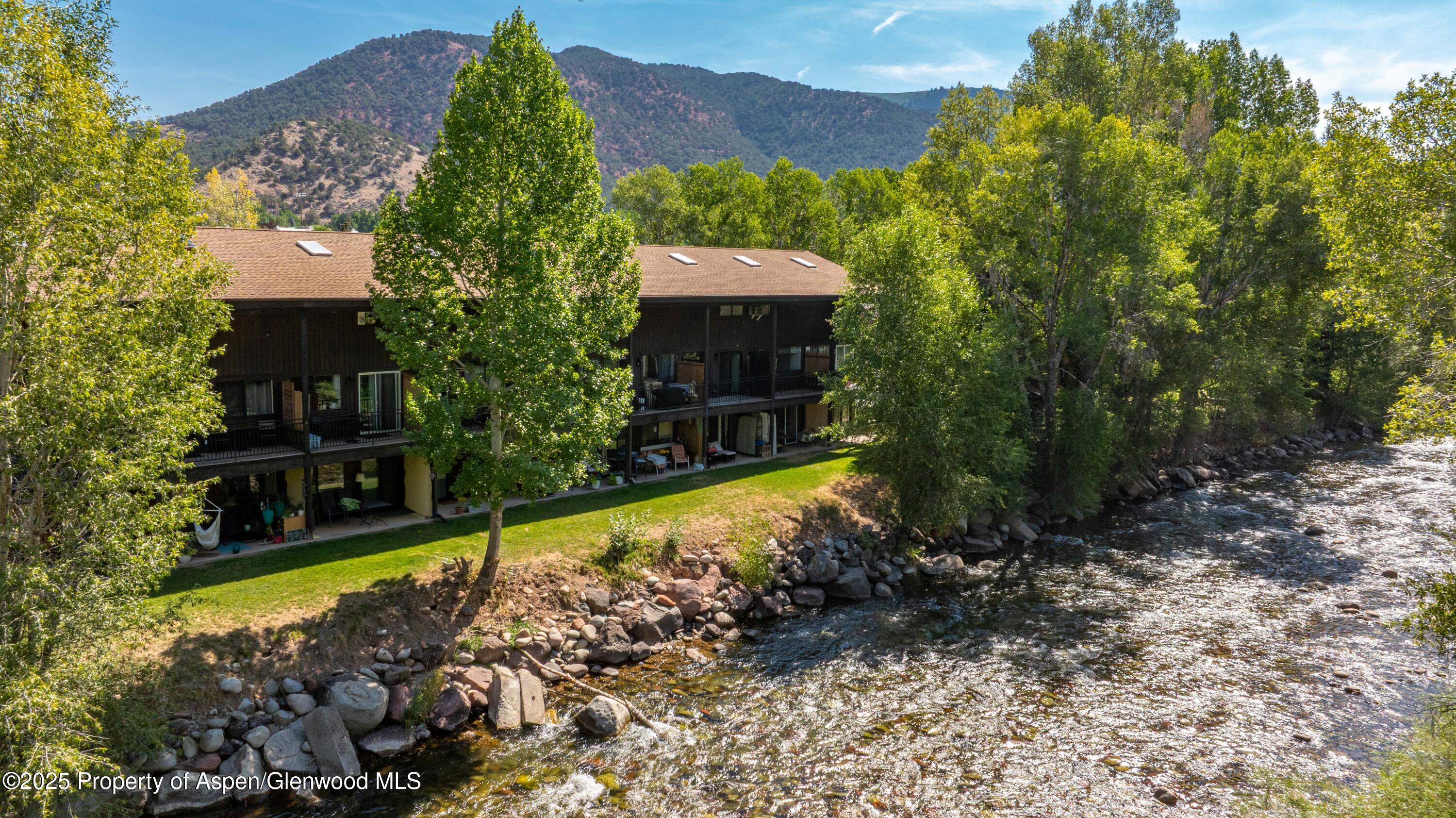 23284 2 Rivers Road, Unit 3A Basalt, CO 81621 - Photo 12 of 21 3