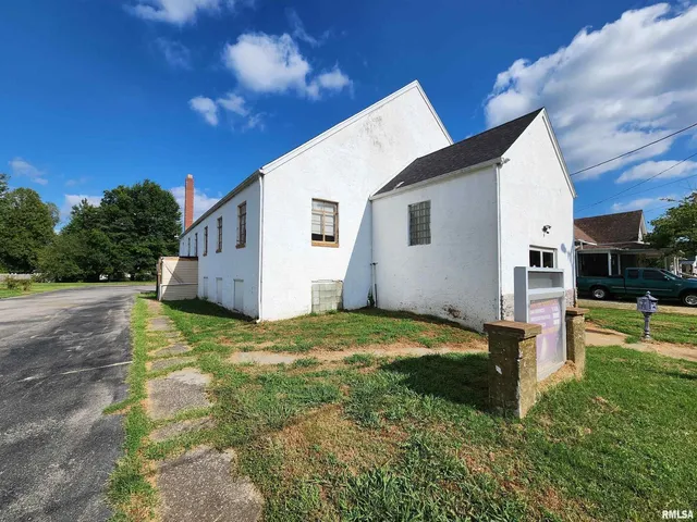 $84,900 | 409 South Hill Street, Marion, IL 62959