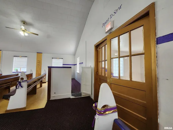 $84,900 | 409 South Hill Street, Marion, IL 62959