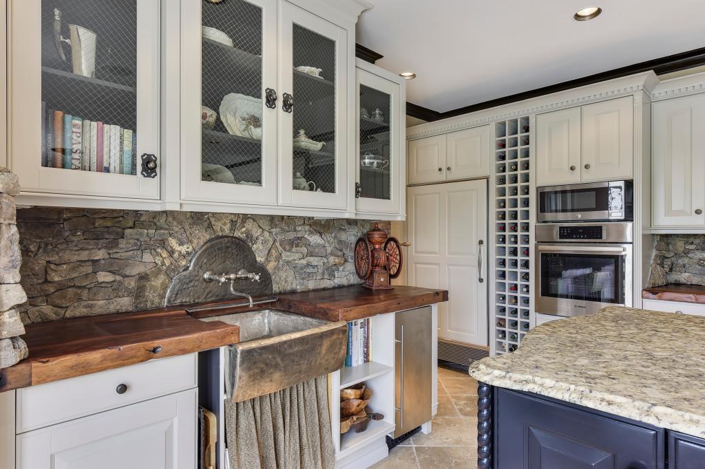 1925 Lakeside Trail Orono, MN 55356 - Photo 20 of 56