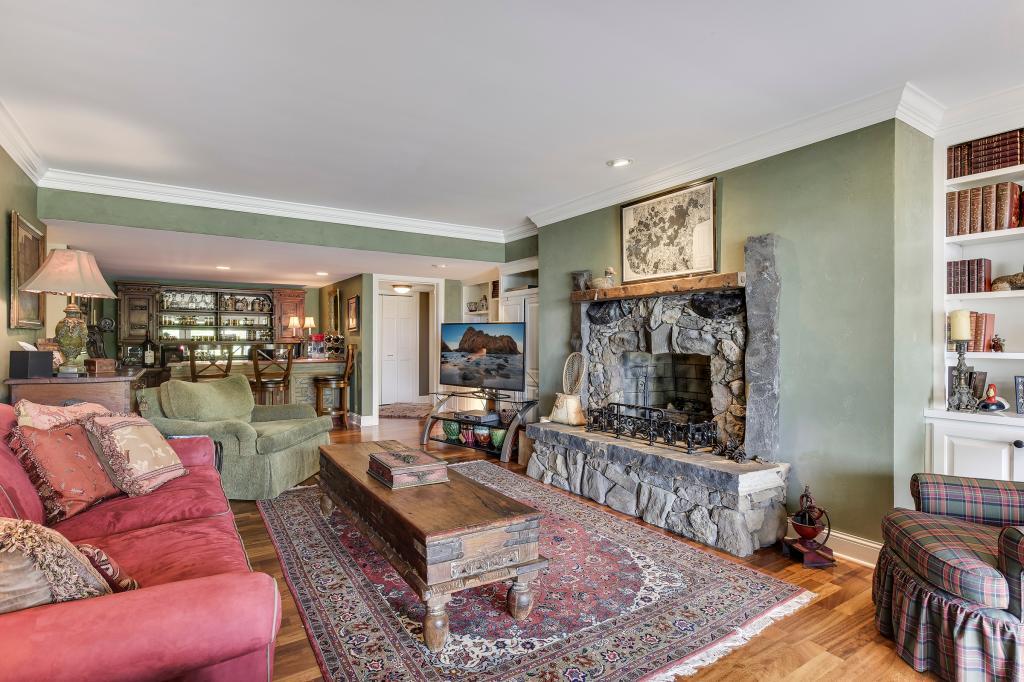 1925 Lakeside Trail Orono, MN 55356 - Photo 41 of 56