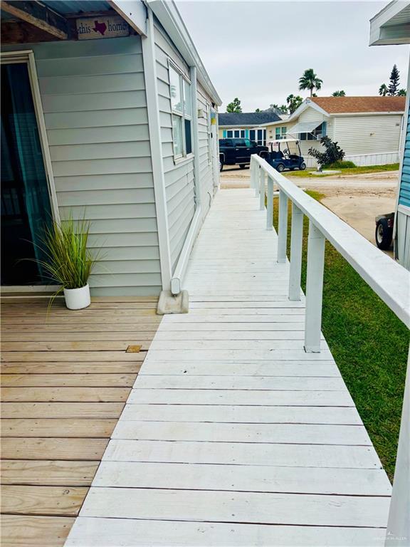 513 West Clam Circle Port Isabel, TX 78578 - Photo 4 of 37