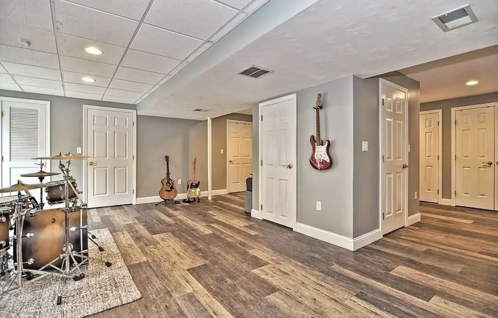 8 Little Tree Road Medway, MA 02053 - Photo 17 of 32 Gallery Image 17