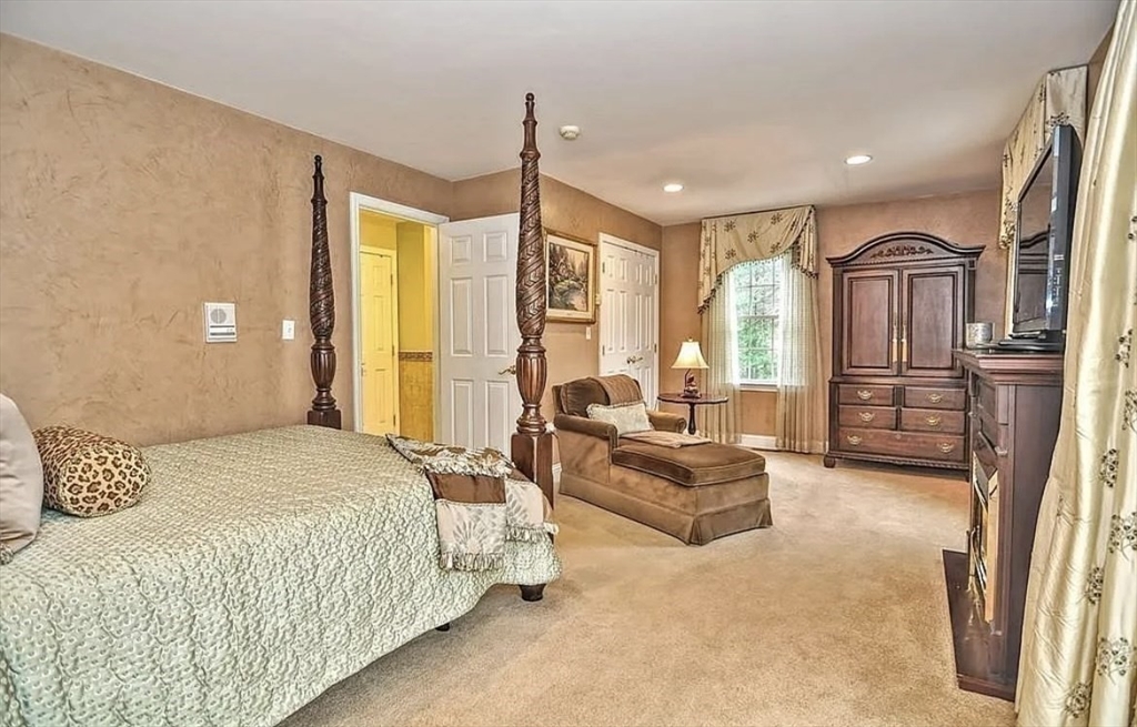 8 Little Tree Road Medway, MA 02053 - Photo 22 of 32 Gallery Image 22