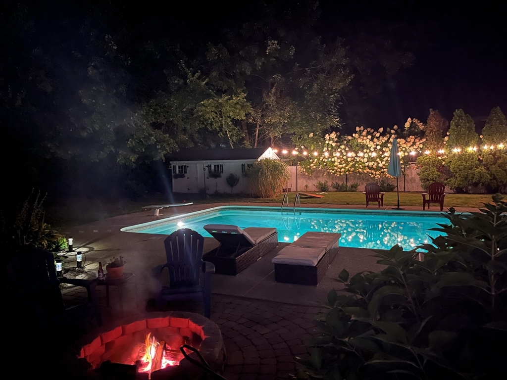 8 Little Tree Road Medway, MA 02053 - Photo 6 of 32 Gallery Image 6