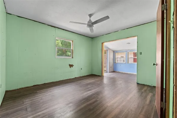 $129,900 | 330 West 4th Street, Frostproof, FL 33843