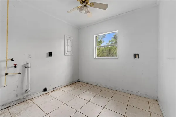 $129,900 | 330 West 4th Street, Frostproof, FL 33843