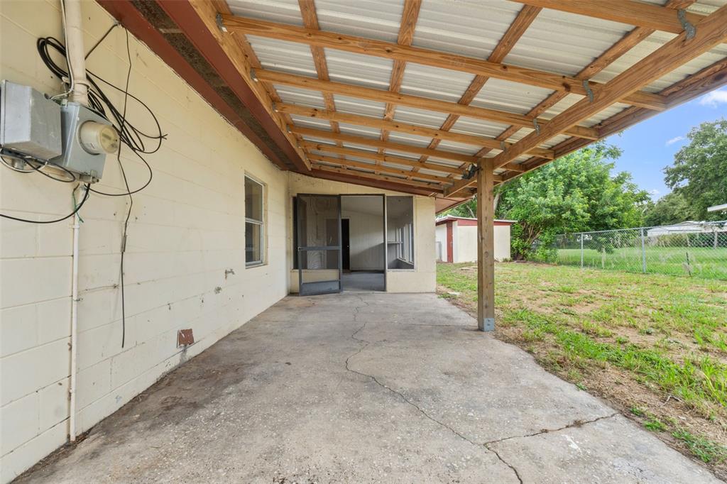 330 West 4th Street Frostproof, FL 33843 - Photo 28 of 39 a view of a back yard