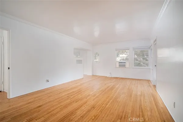 $3,000 | 265 North Swall Drive, Beverly Hills, CA 90211