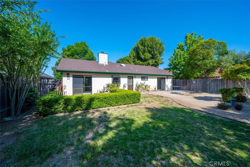836 Casals Drive Paso Robles, CA 93446 - Photo 30 of 33 a view of a house with a yard
