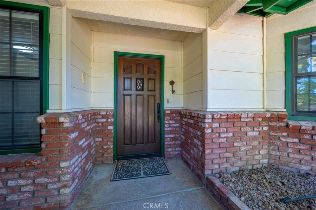 836 Casals Drive Paso Robles, CA 93446 - Photo 5 of 33 a front view of a house