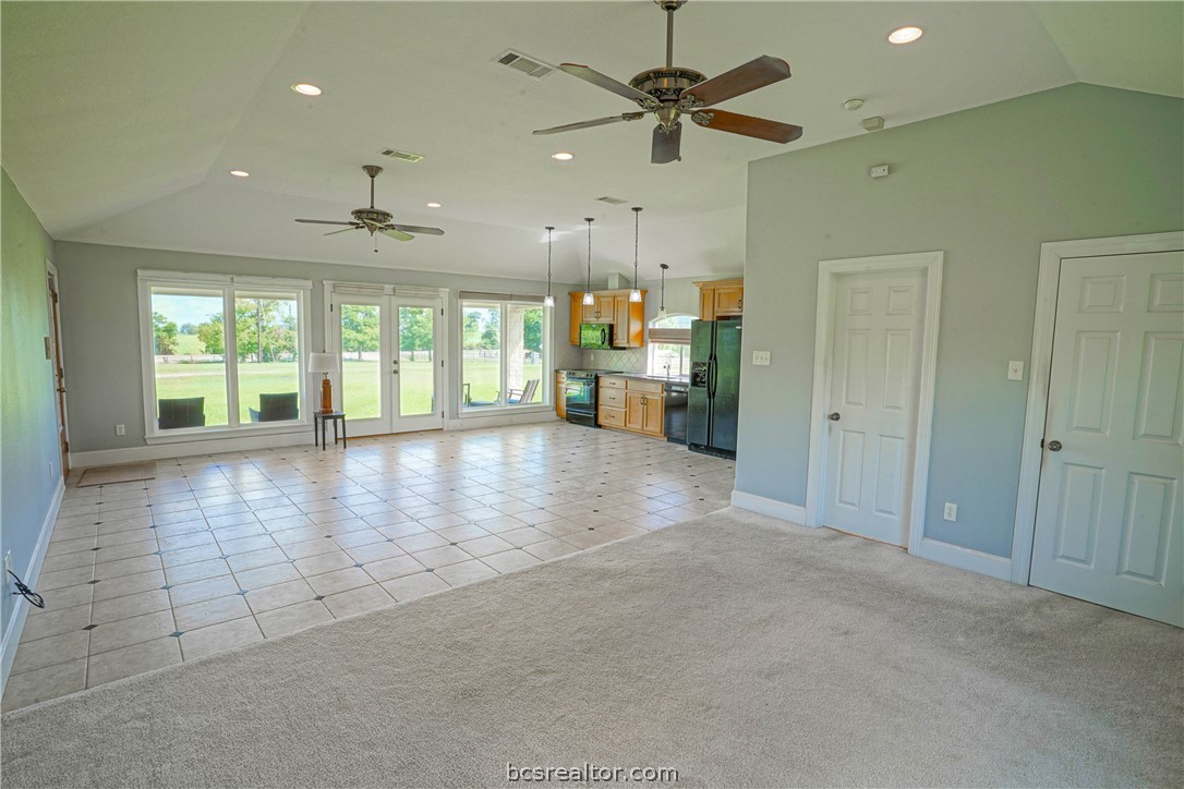 4662 Thane Road Navasota, TX 77868 - Photo 5 of 21