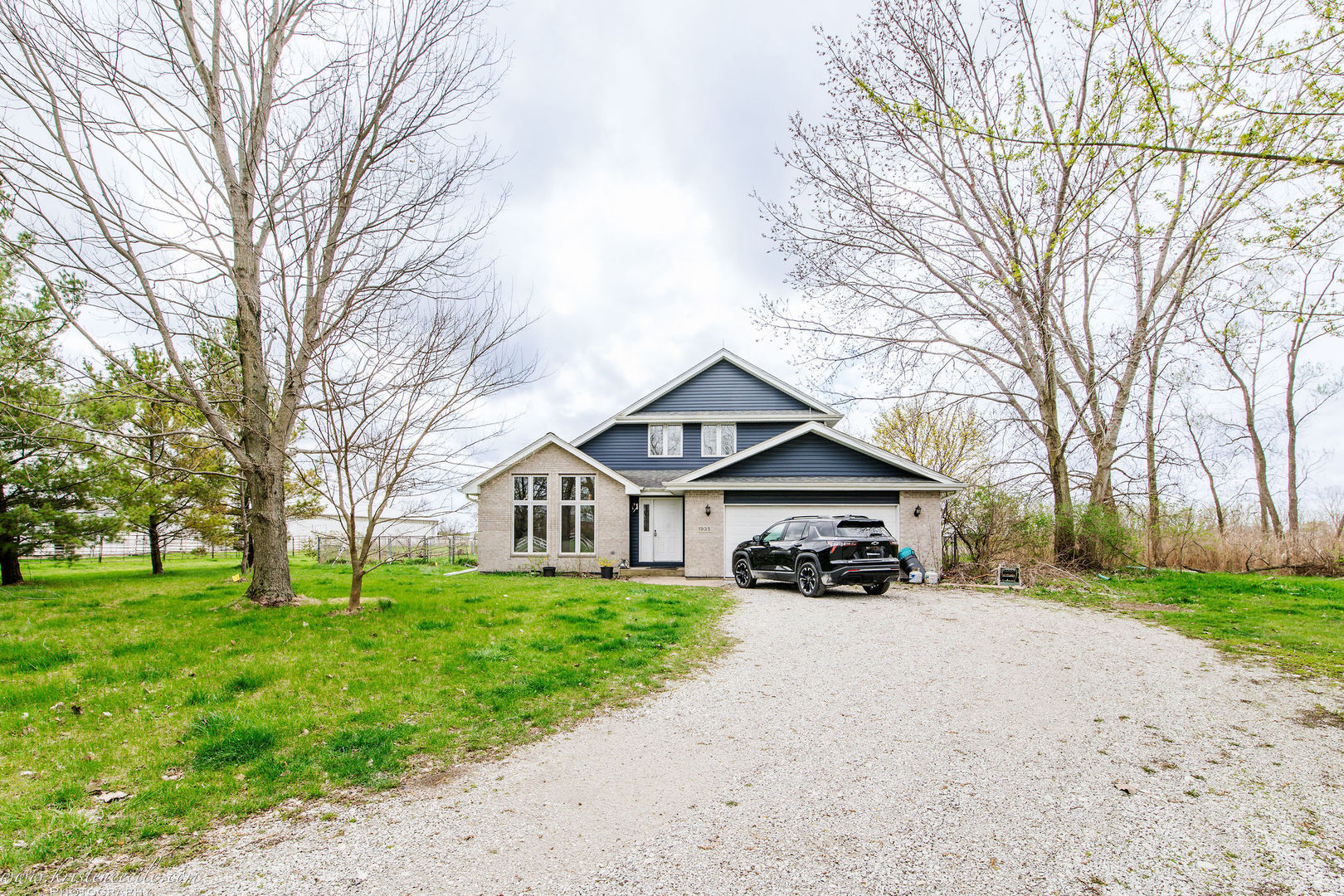 1935 East Offner Road Beecher, IL 60401 - Photo 2 of 27 Gallery Image 2
