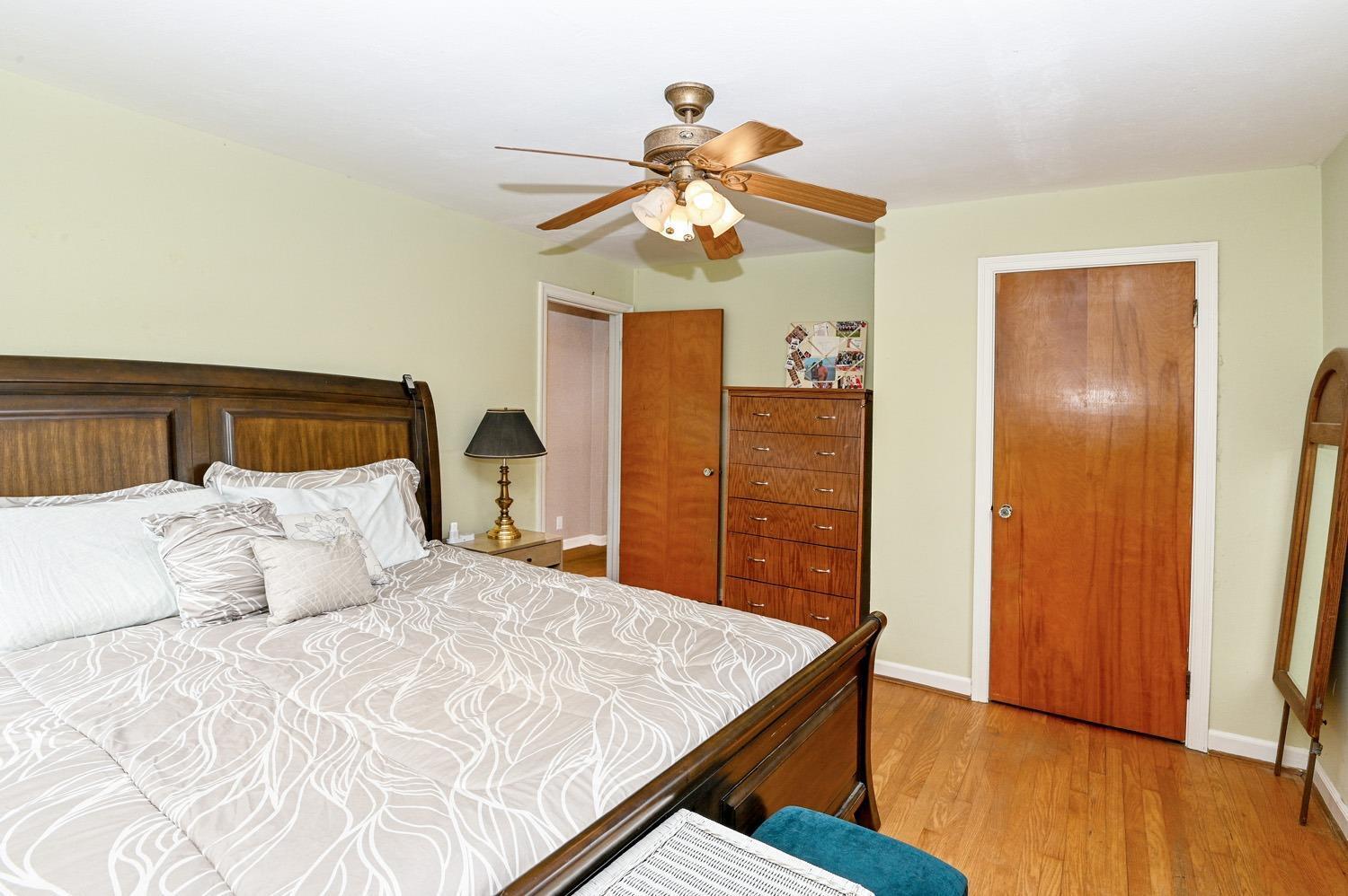 1763 Ebenezer Road Cincinnati, OH 45233 - Photo 16 of 37