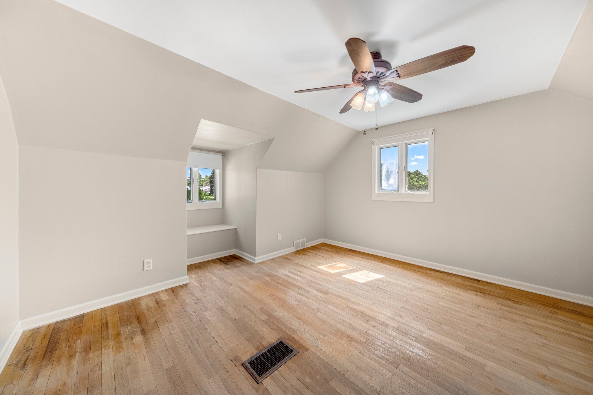1402 Jackson Road South Bend, IN 46614 - Photo 21 of 35 Gallery Image 21